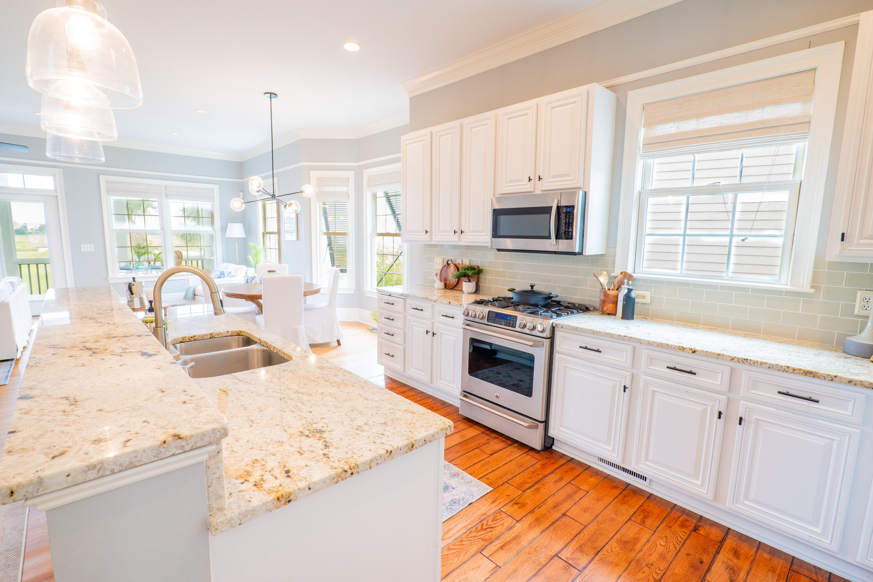 21 Lowndes Pointe Drive