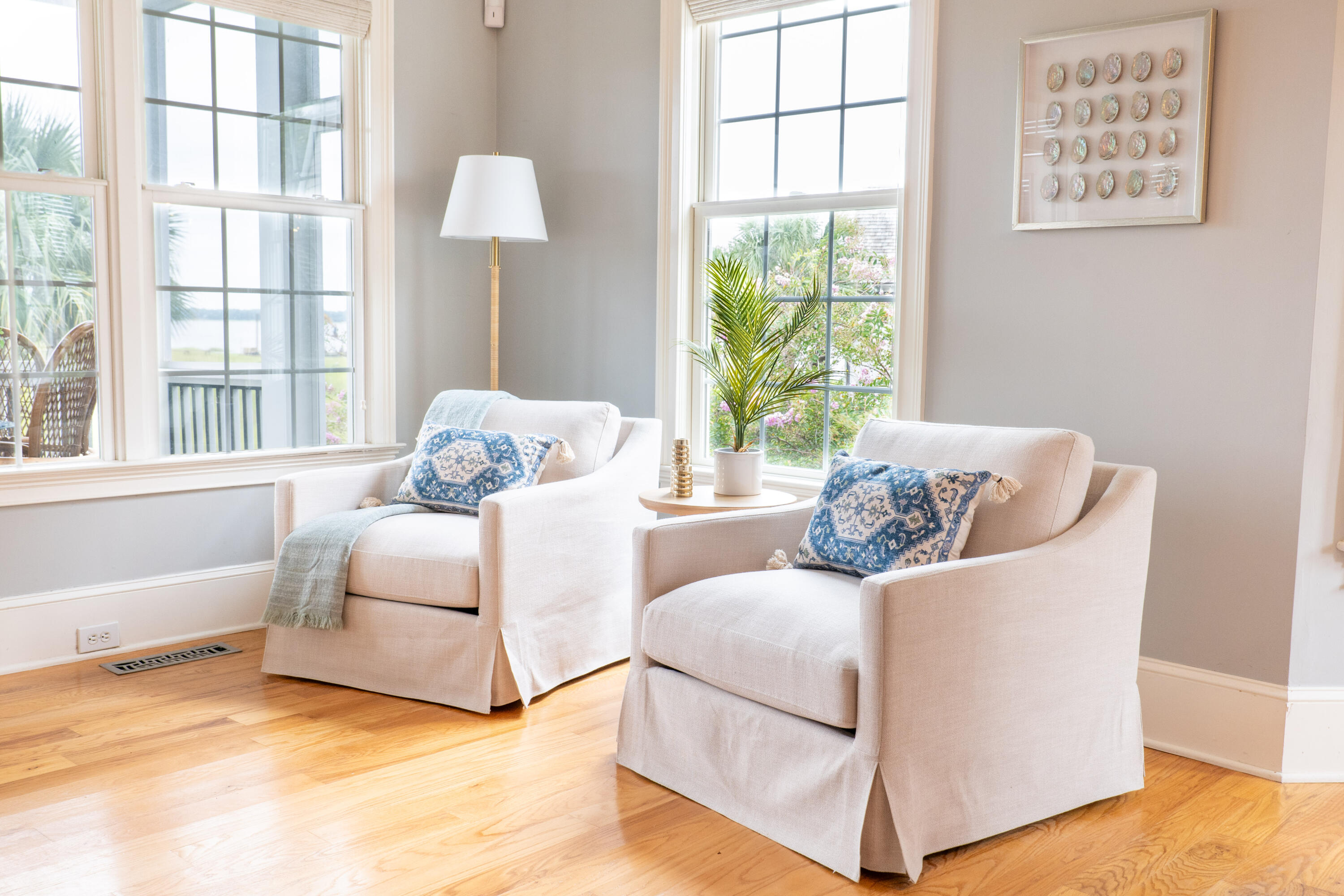 21 Lowndes Pointe Drive