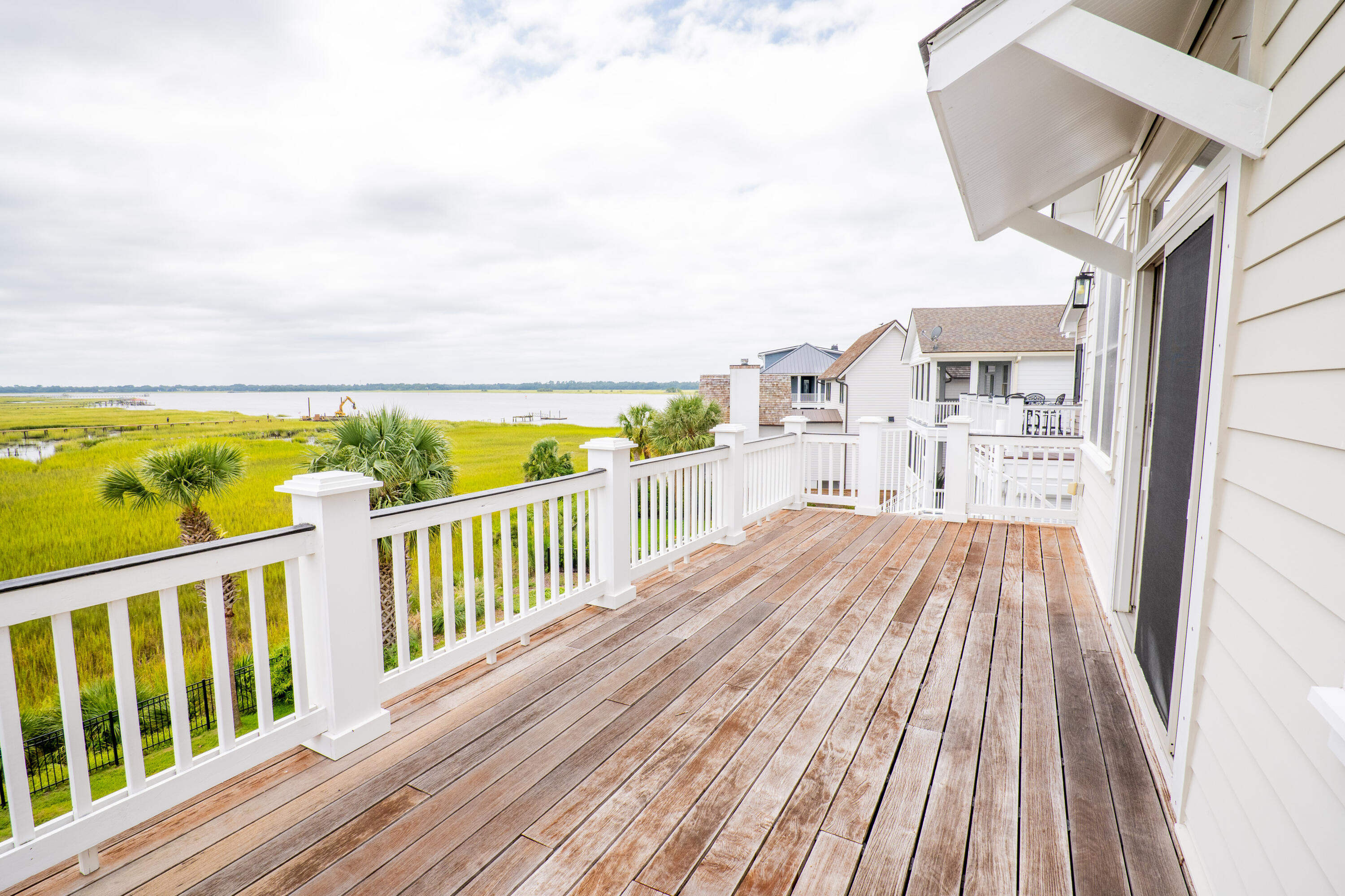 21 Lowndes Pointe Drive