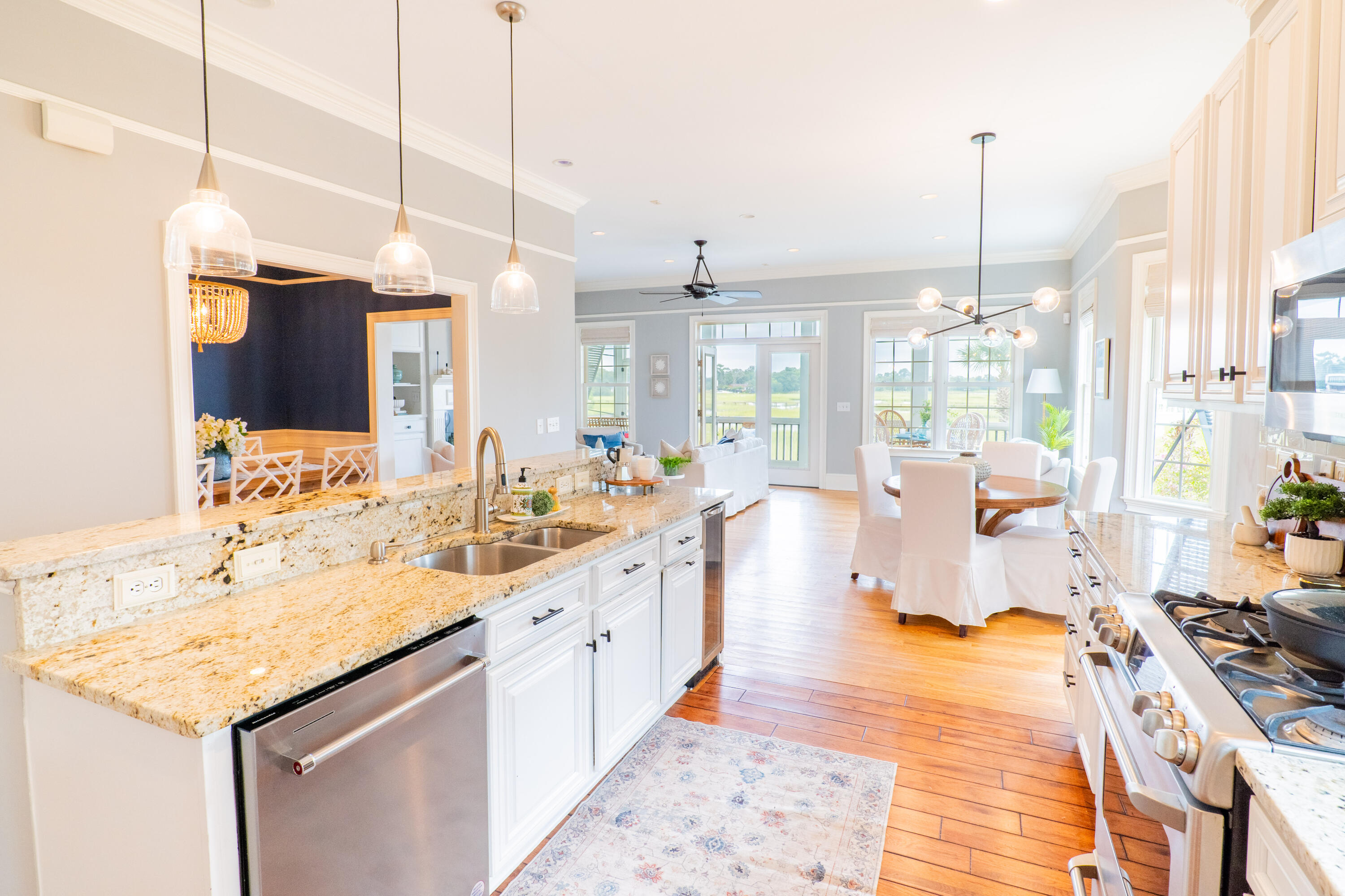 21 Lowndes Pointe Drive