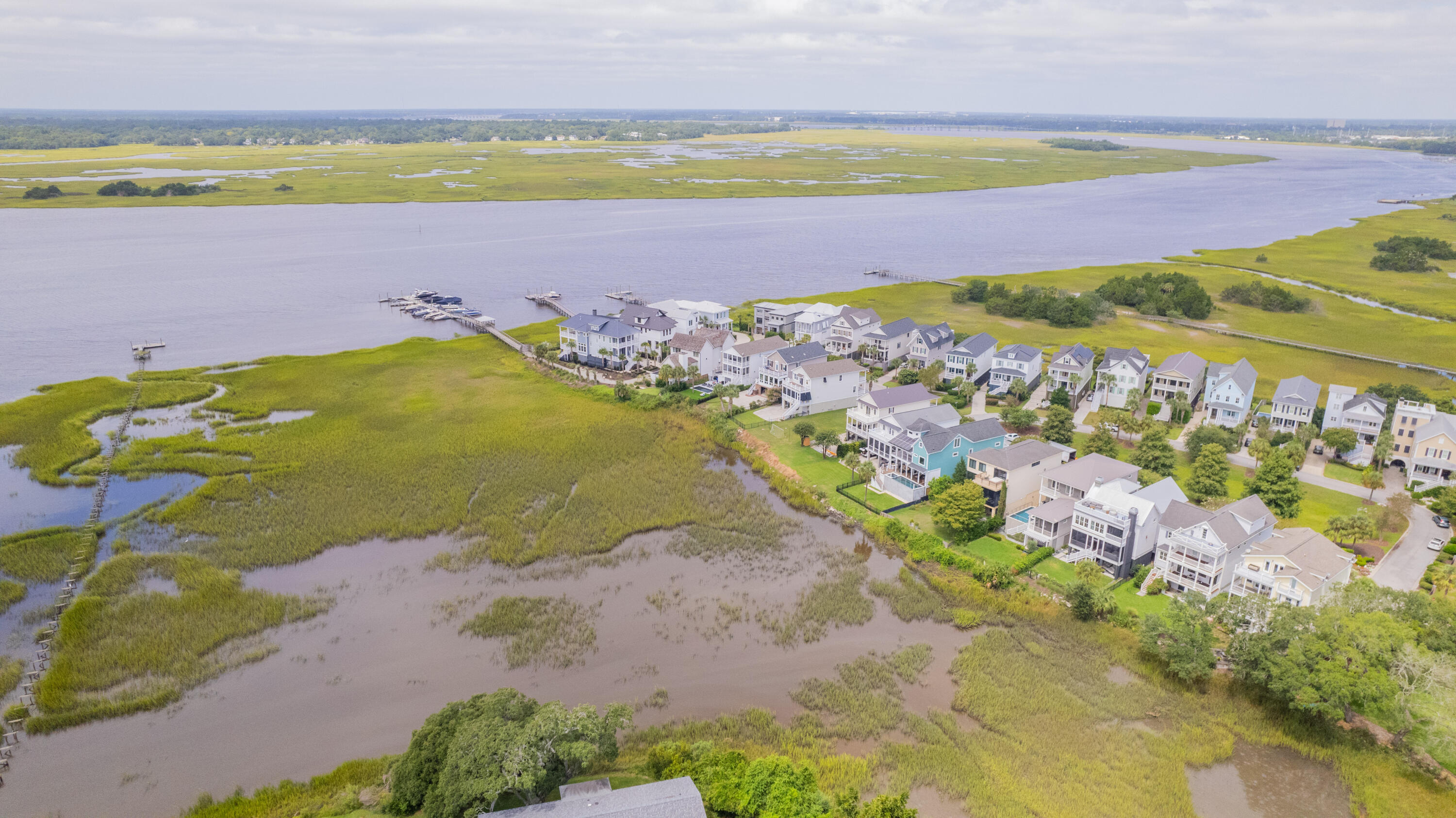 21 Lowndes Pointe Drive