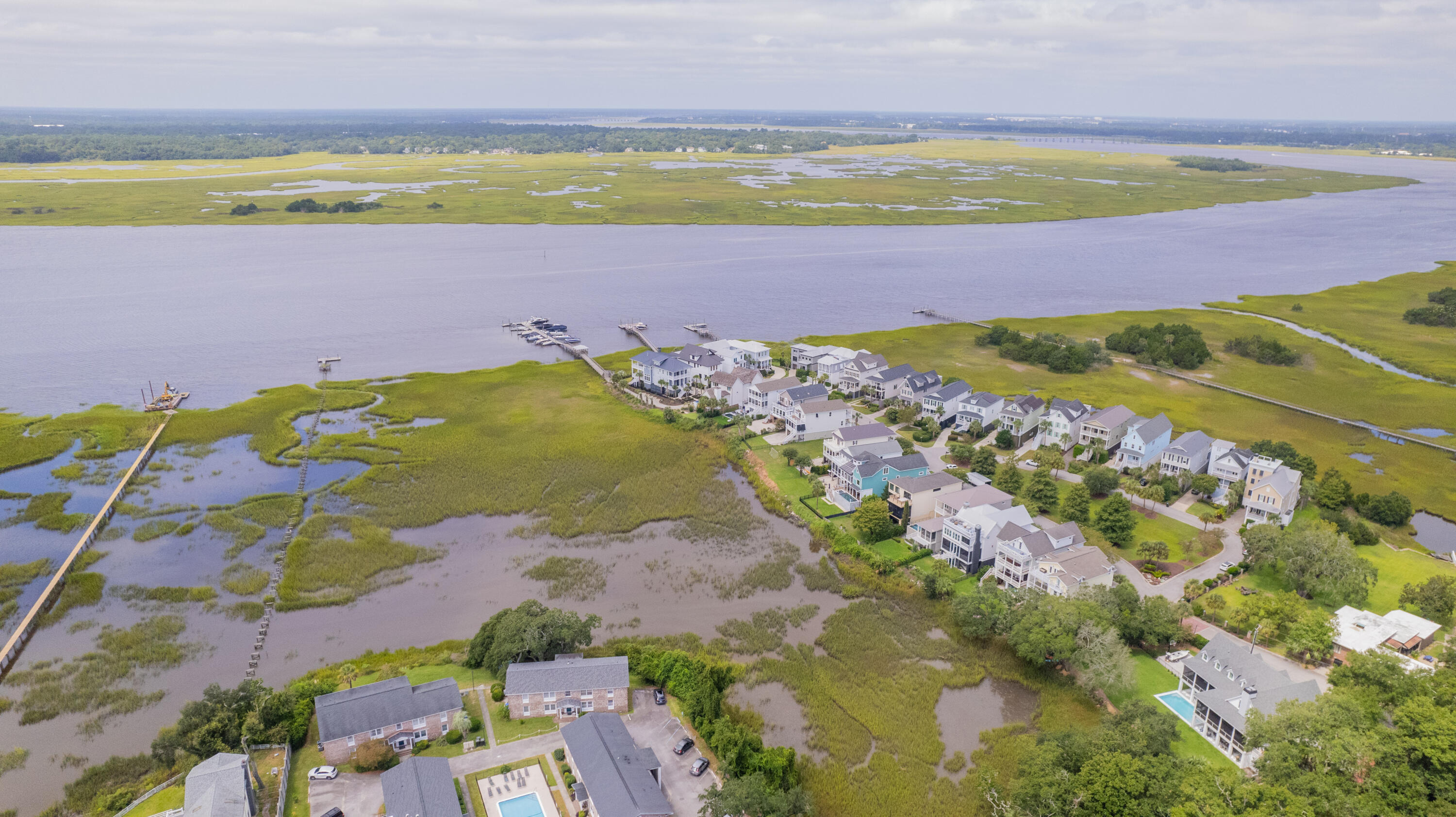 21 Lowndes Pointe Drive