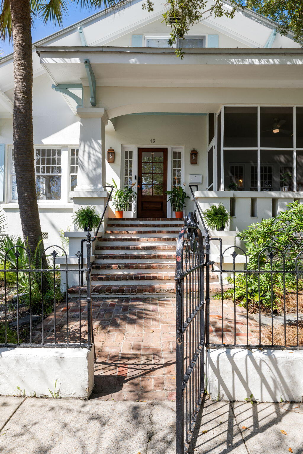 16 Halsey Street