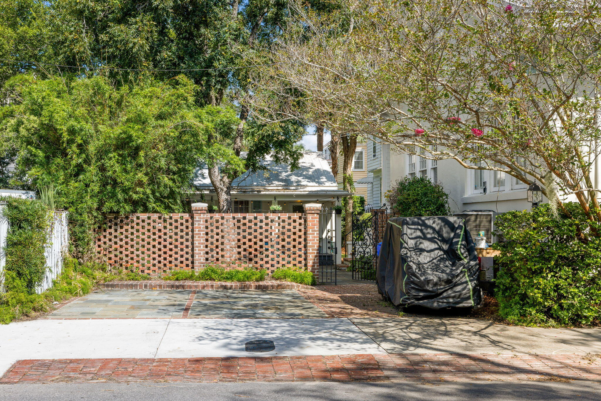 16 Halsey Street