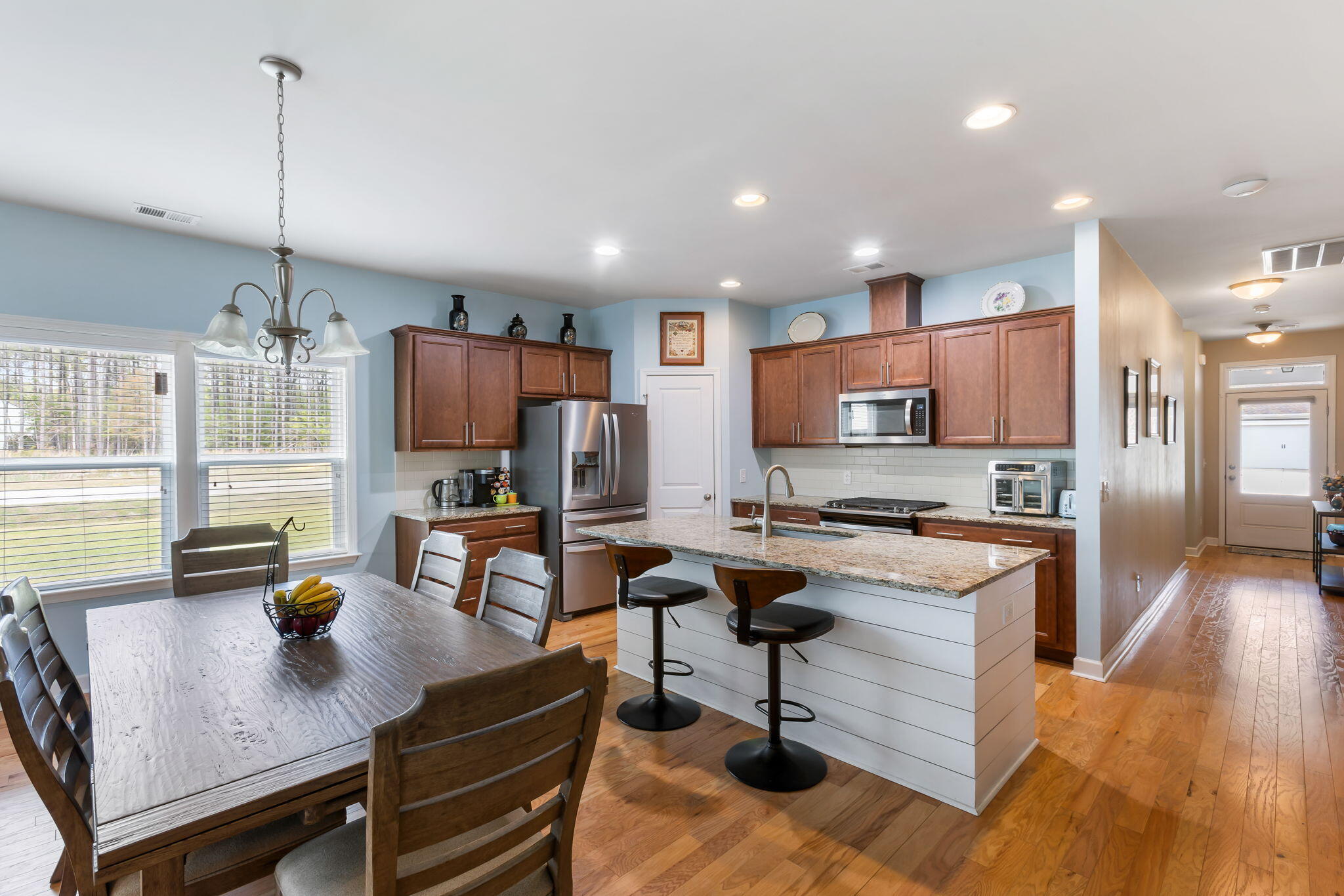 1607 Shady Pine Road