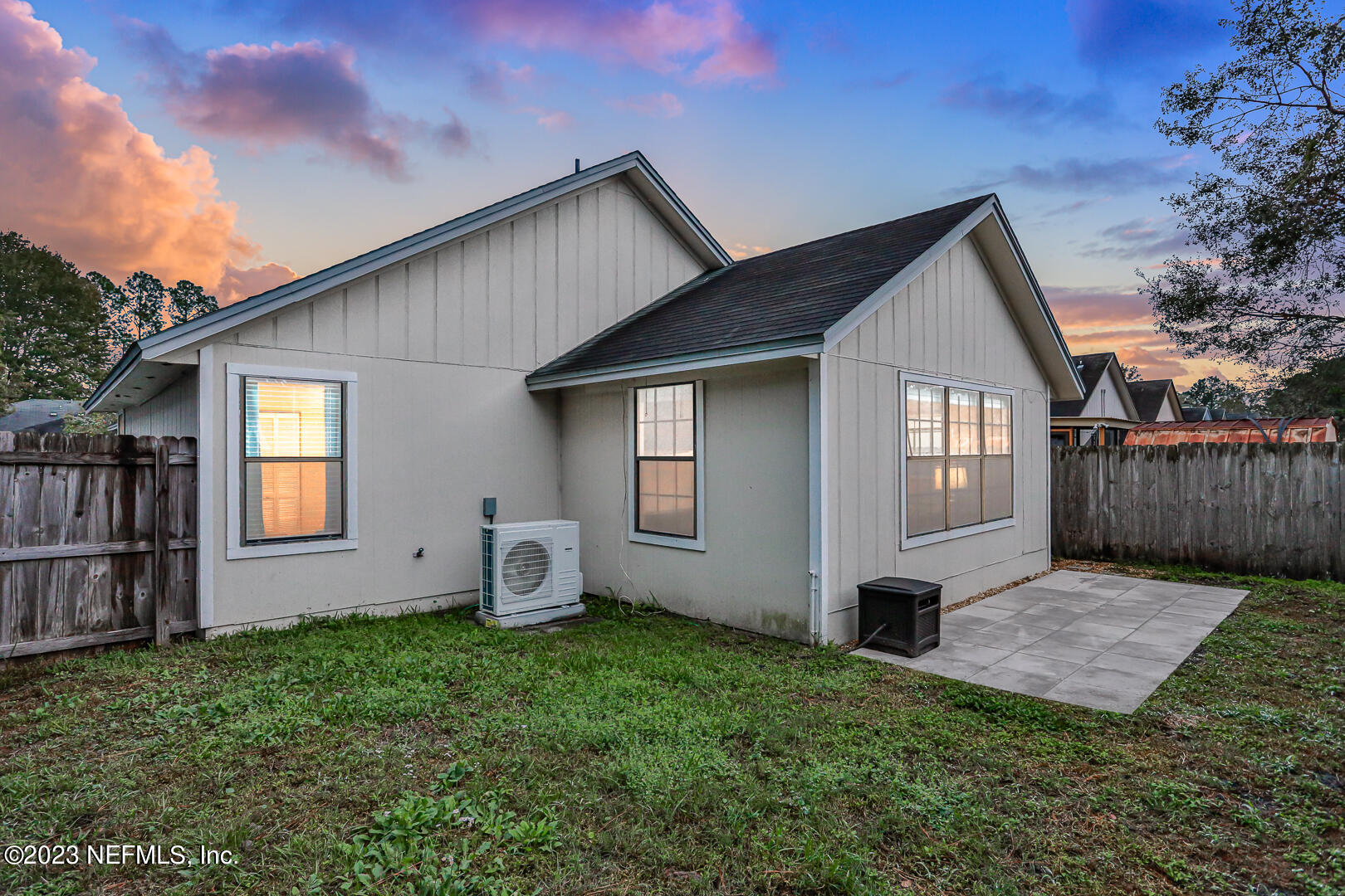 8722 PINEVALLEY Lane