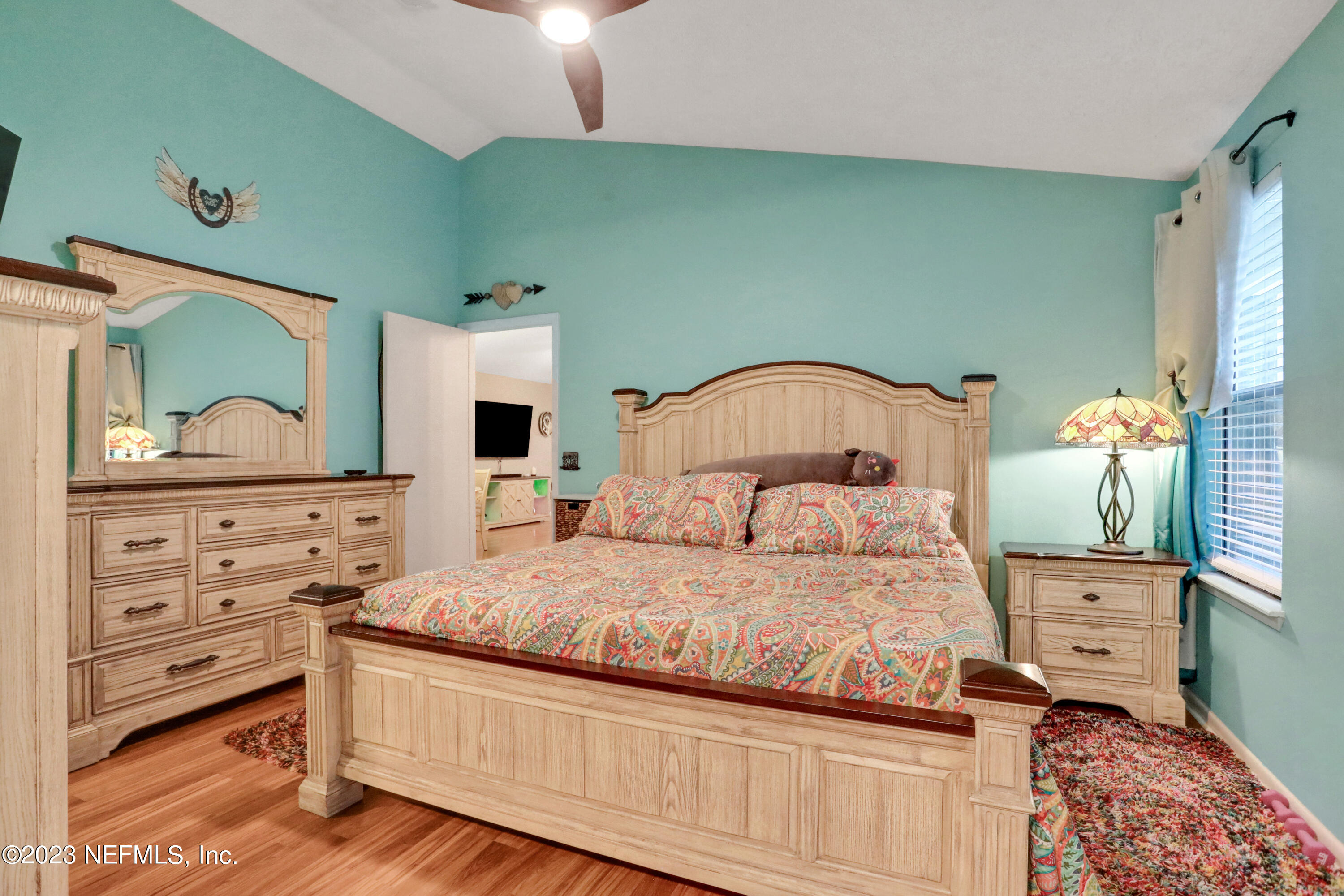 8722 PINEVALLEY Lane