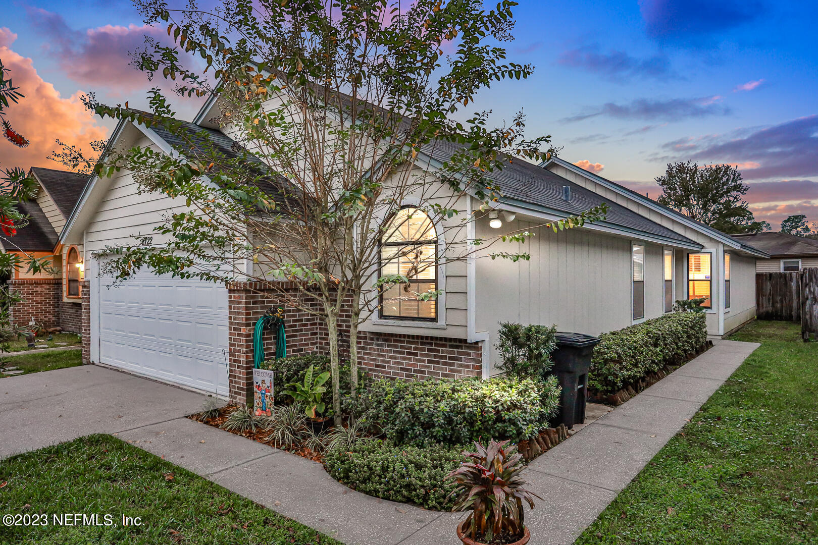 8722 PINEVALLEY Lane