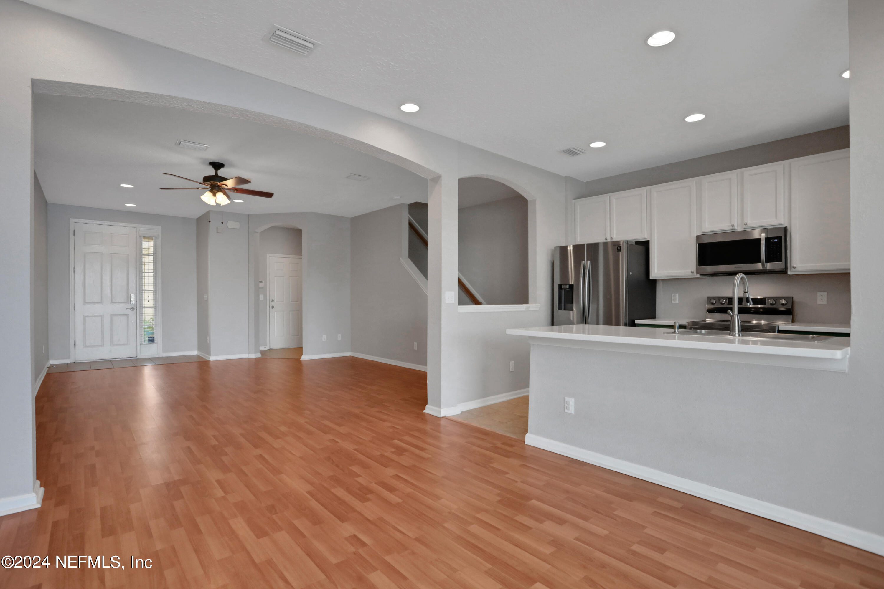 3865 BUCKTHORNE Drive, D