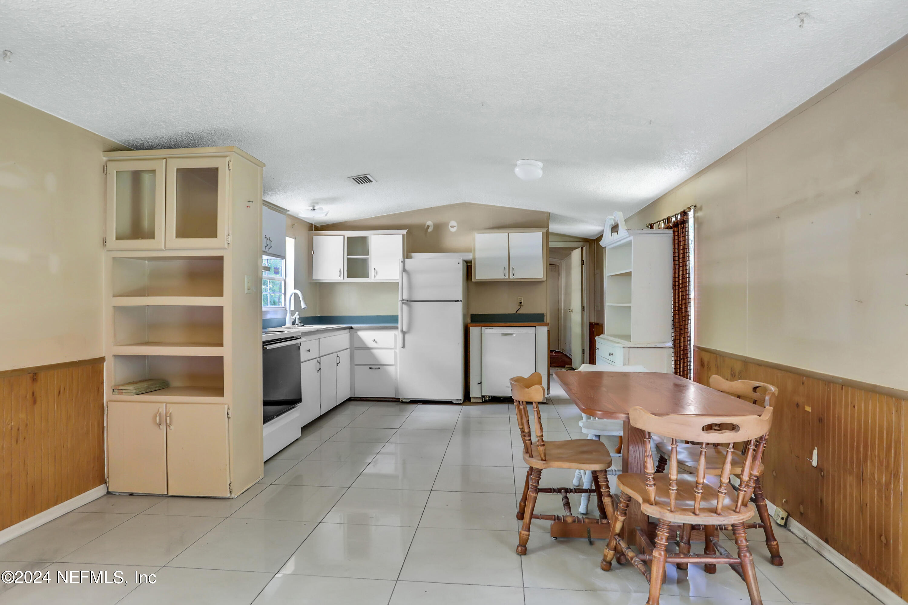 4629 ROSEMARY Street