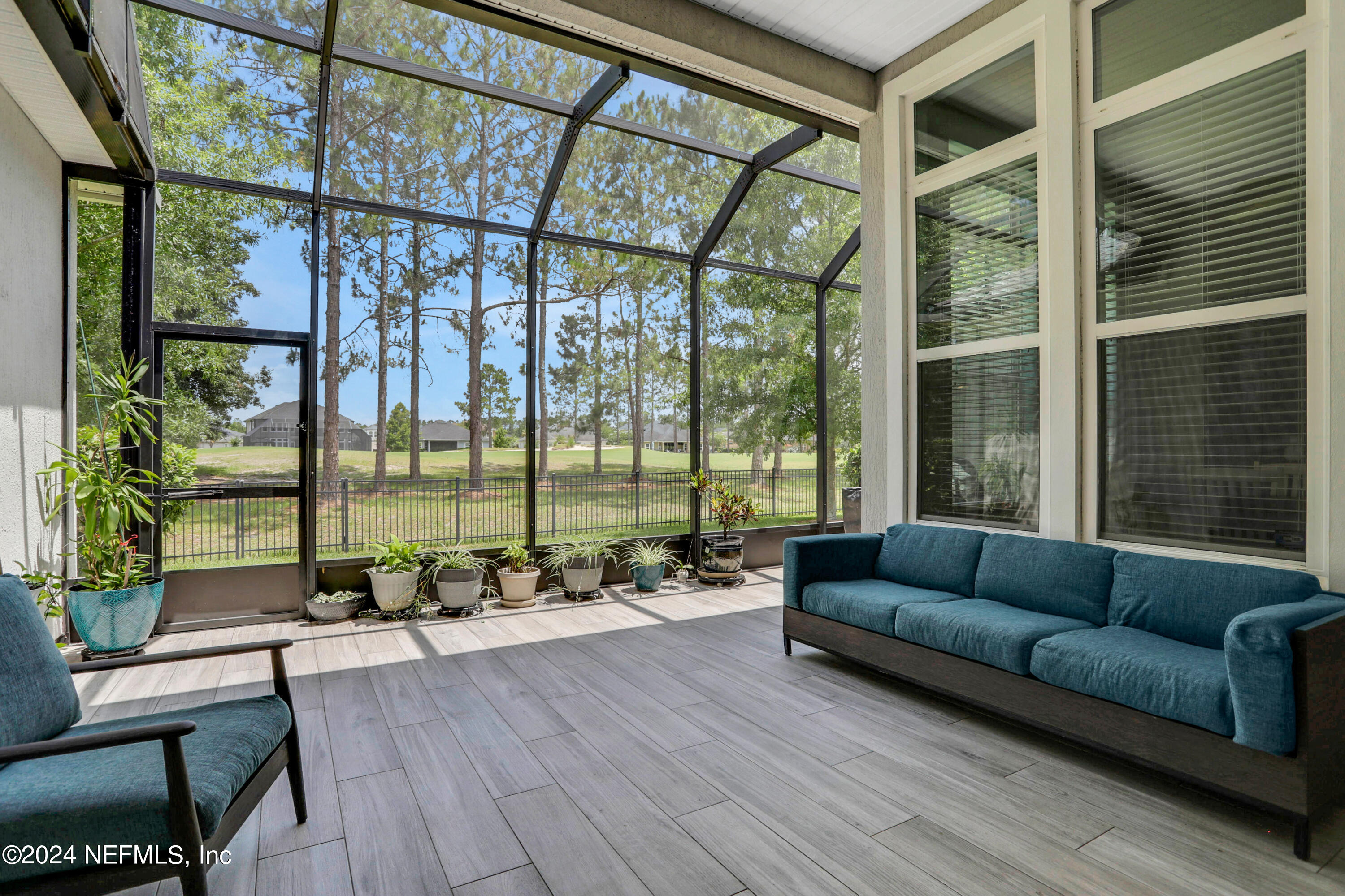 978 AUTUMN PINES Drive