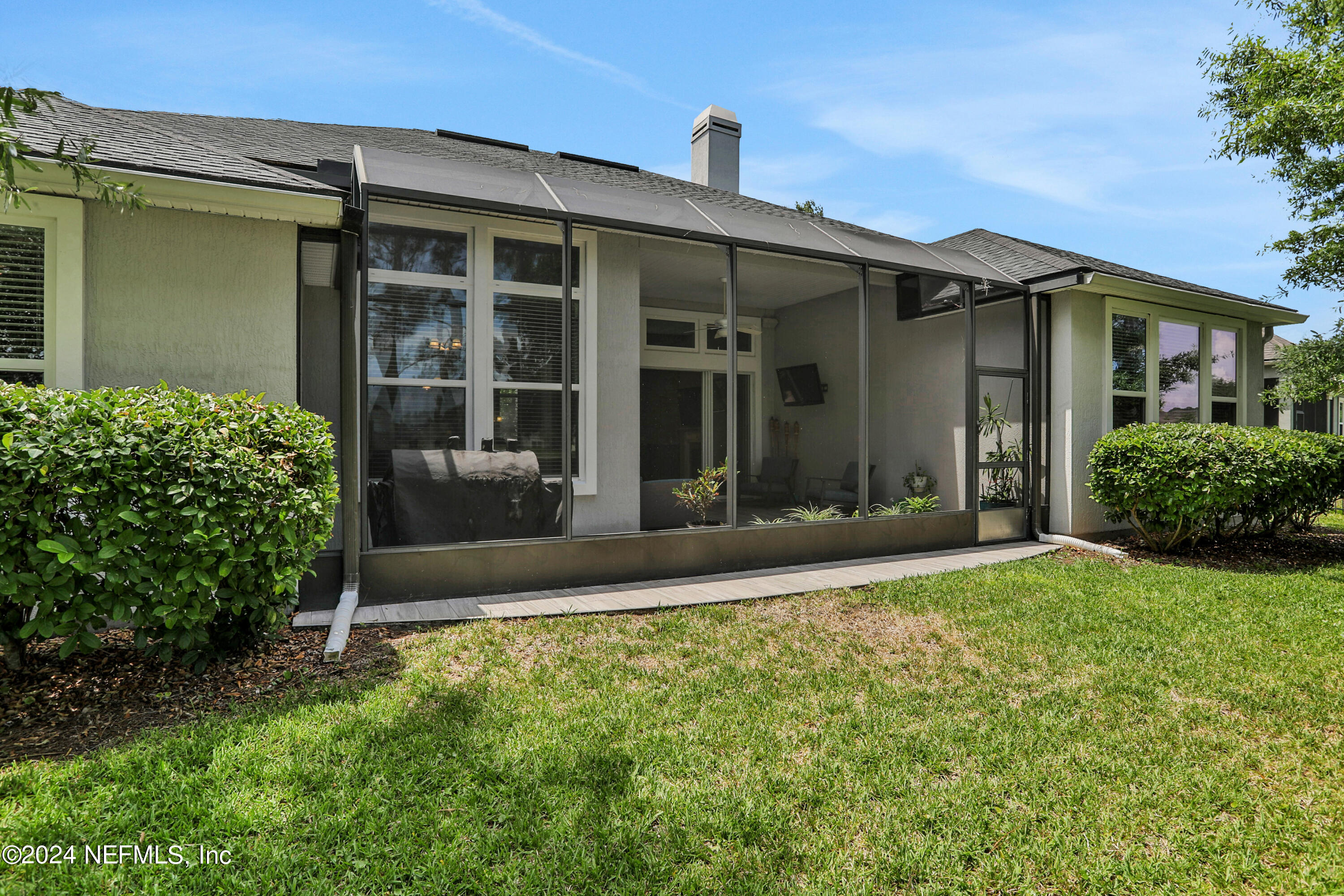 978 AUTUMN PINES Drive