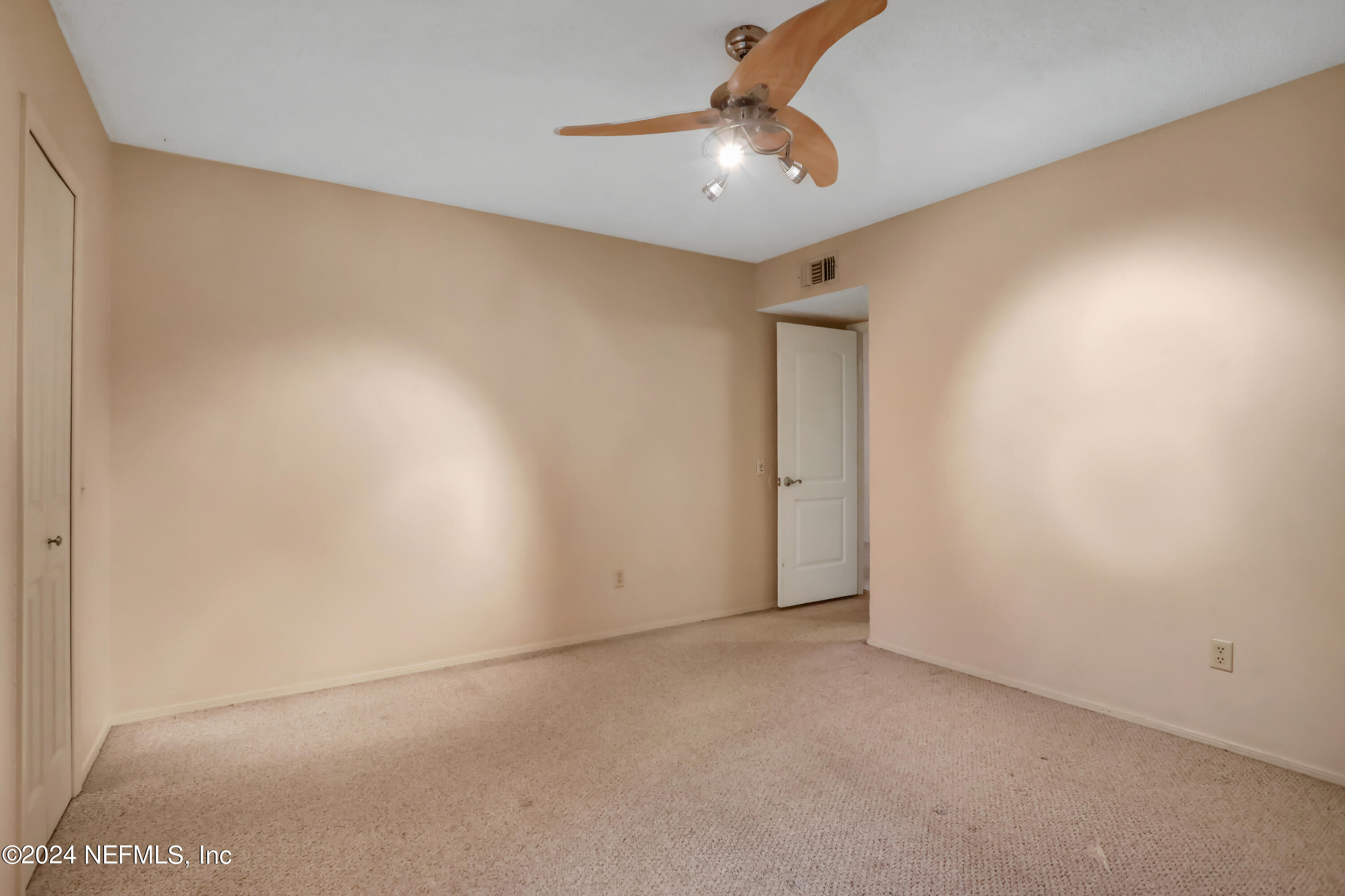 11427 LANCER Way