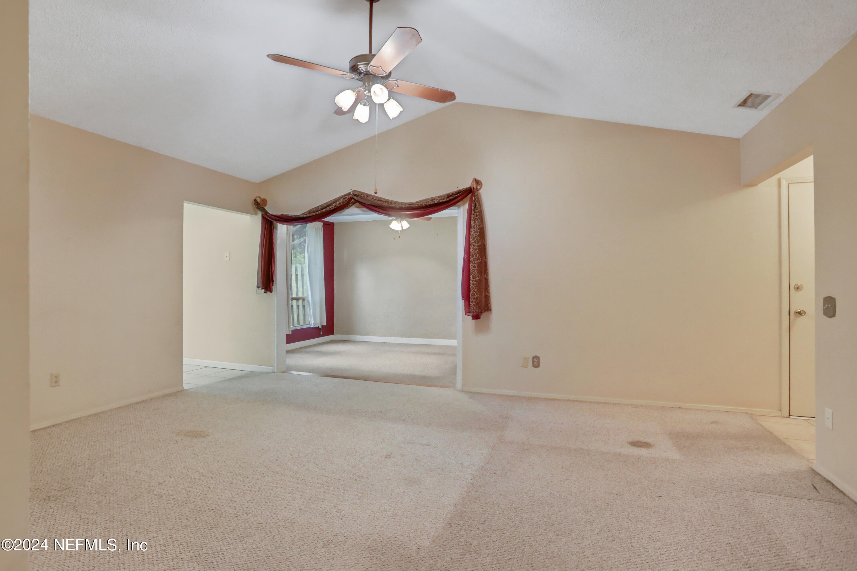 11427 LANCER Way