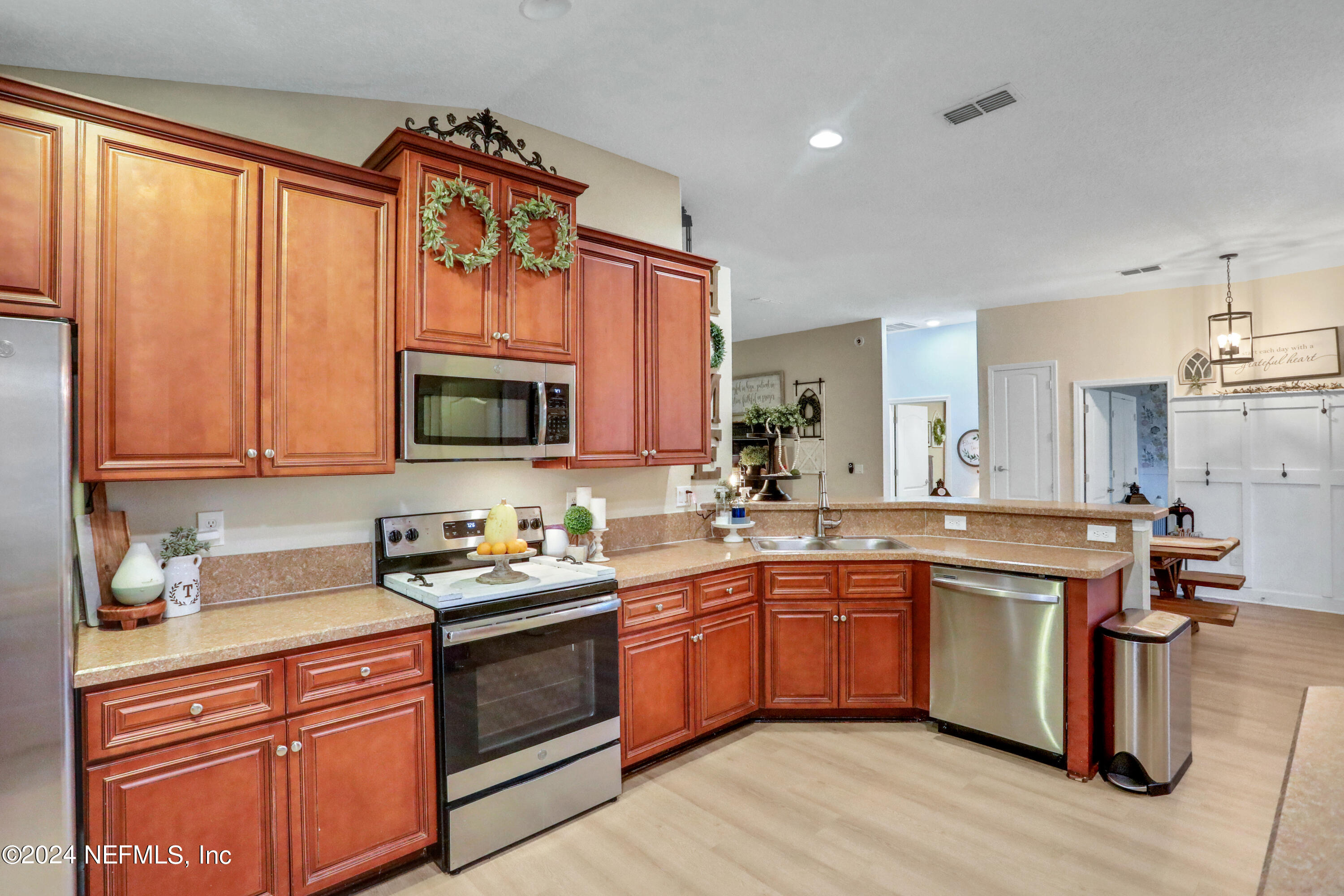 2140 GENTLEWINDS Drive