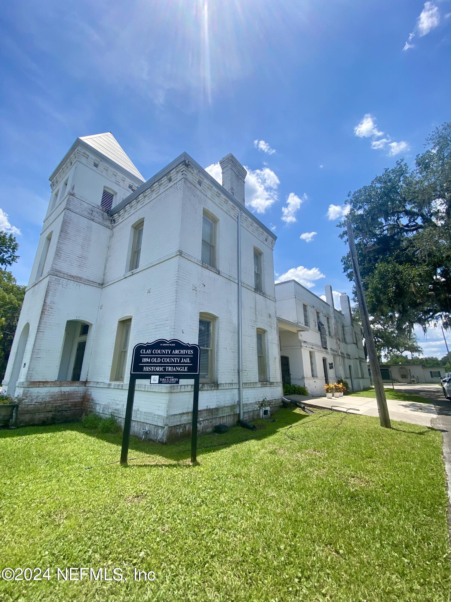 1308 EAST Street