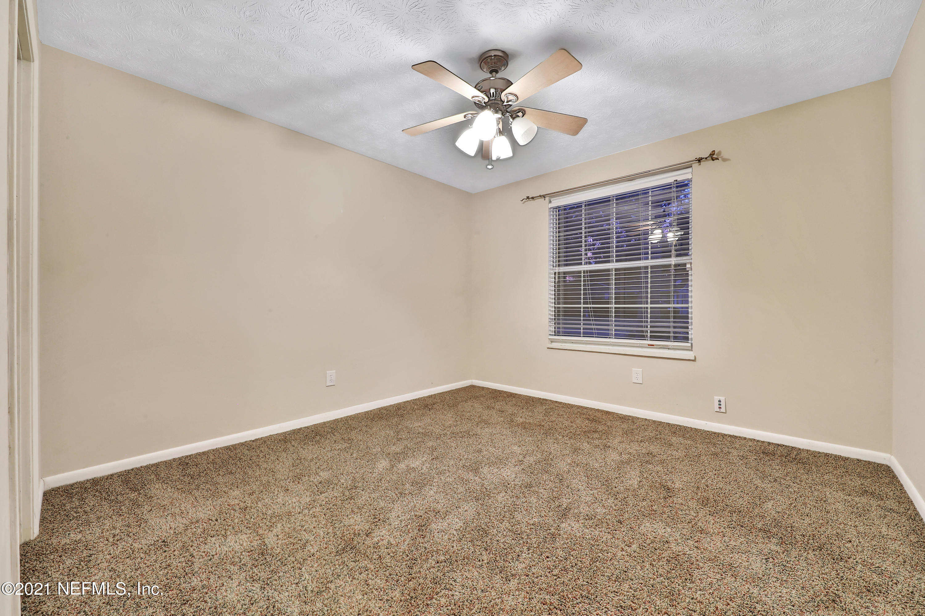 1915 DAYTON Circle