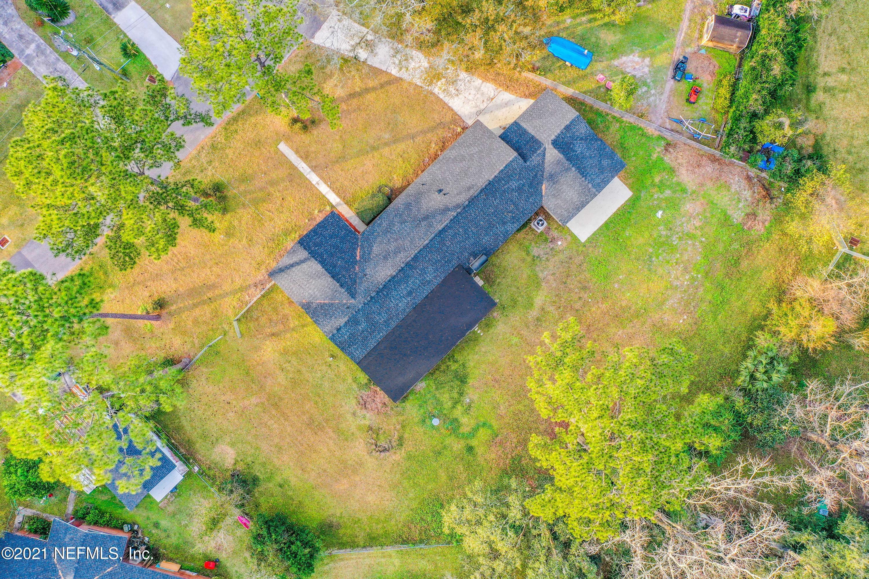 1915 DAYTON Circle
