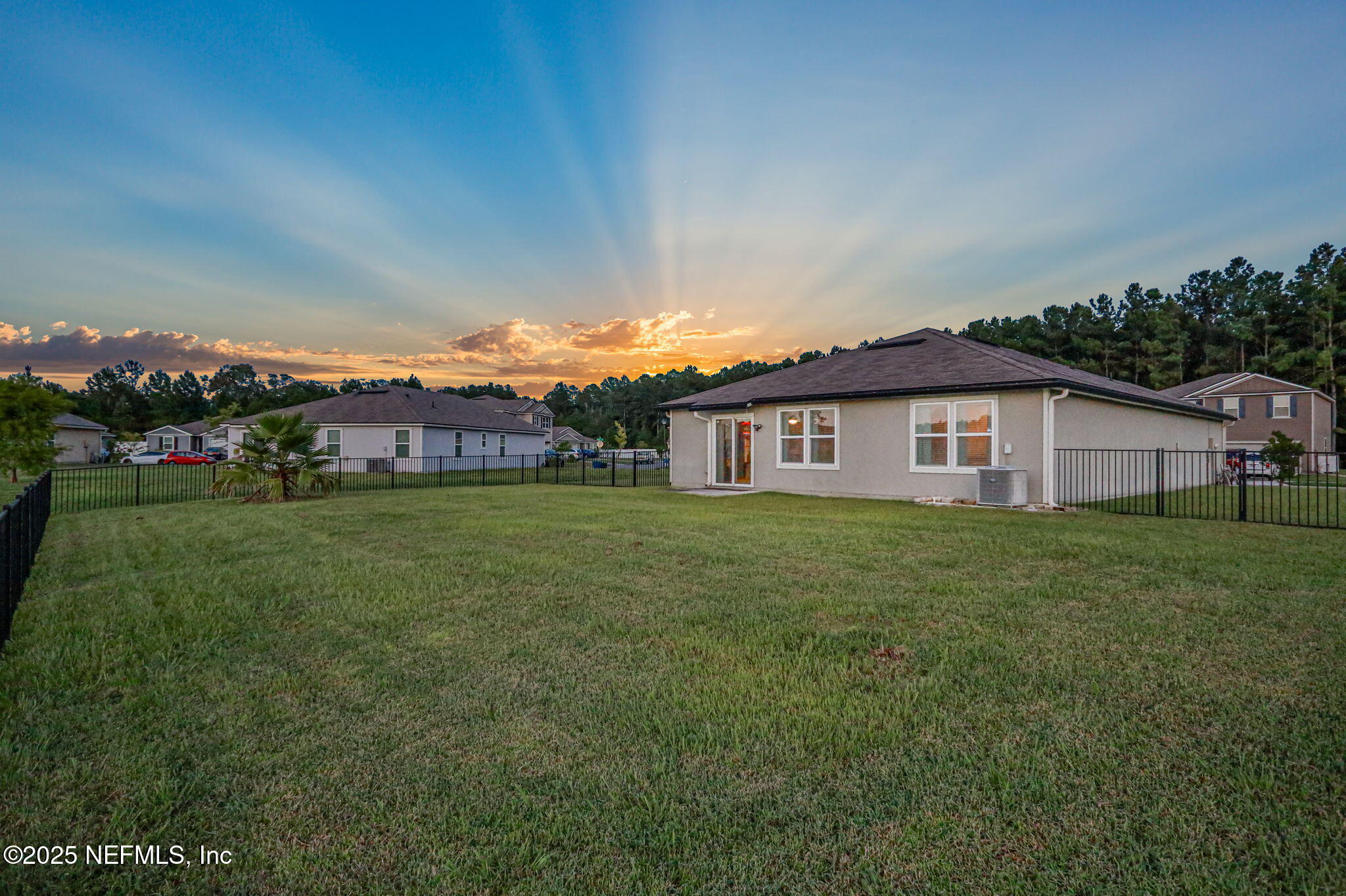 6907 SANDLE Drive