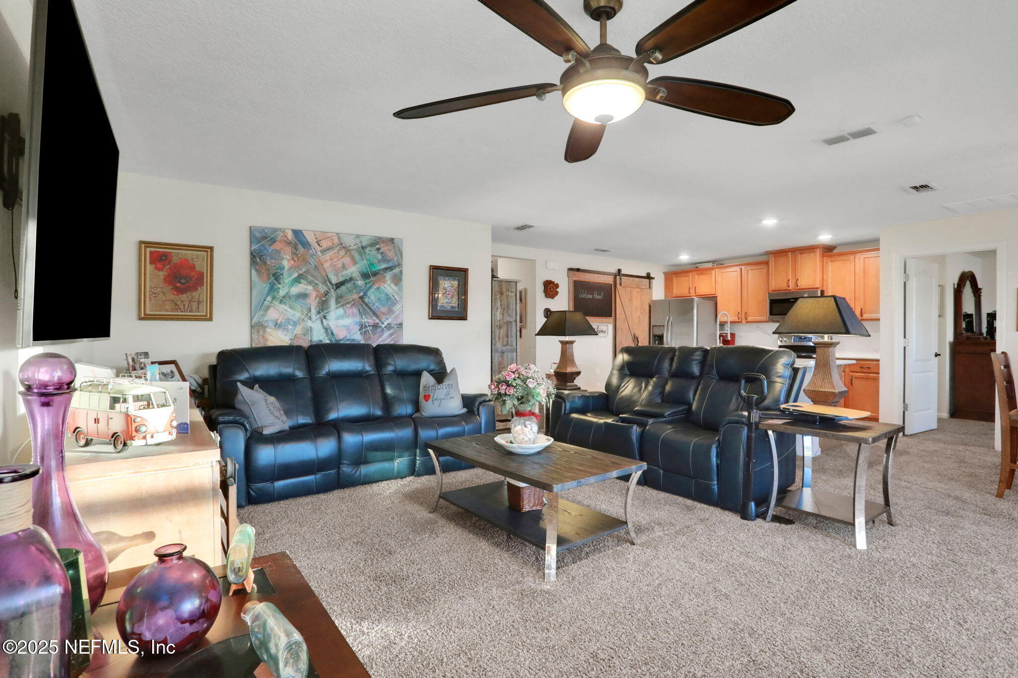 6907 SANDLE Drive