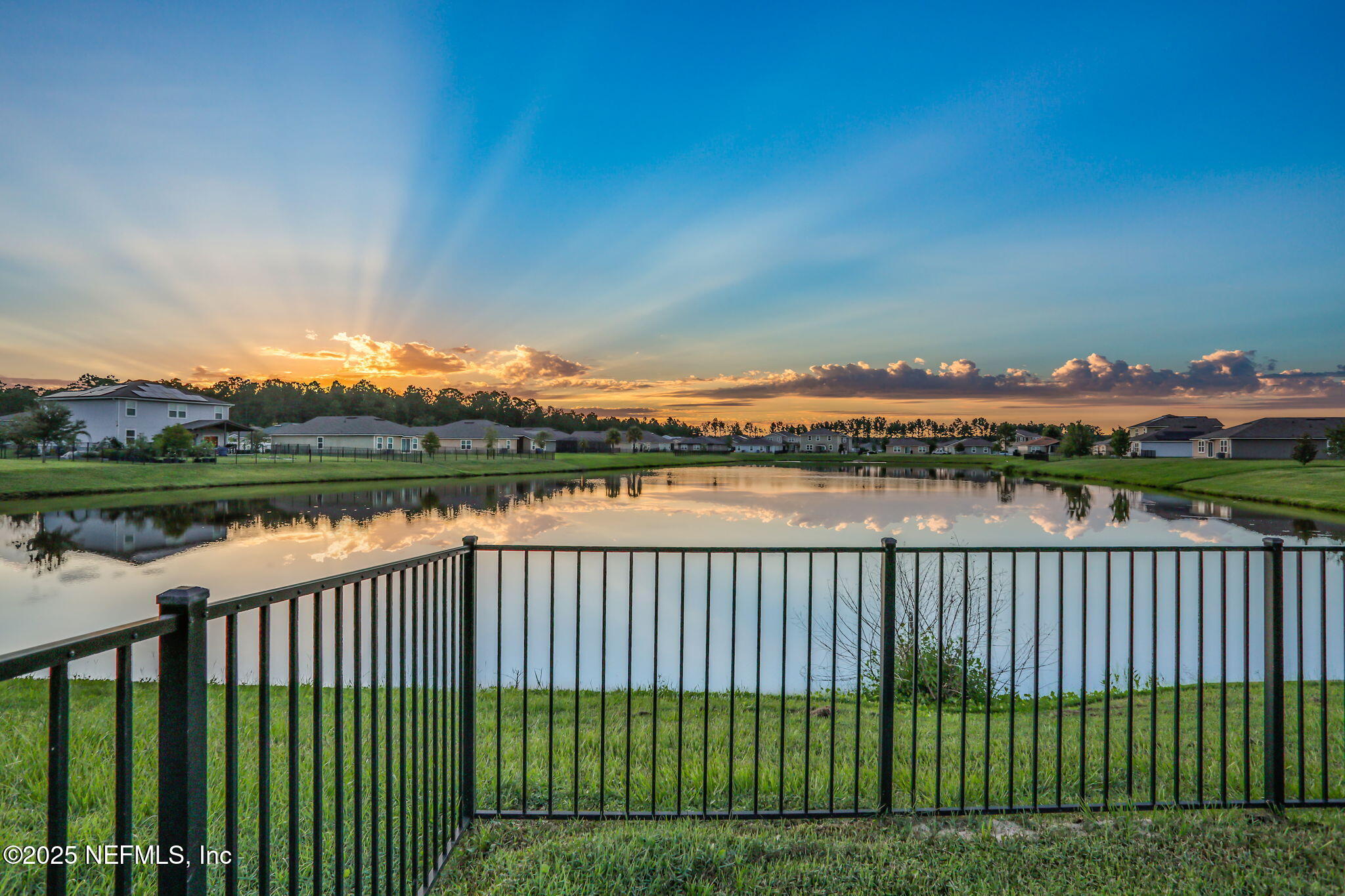 6907 SANDLE Drive