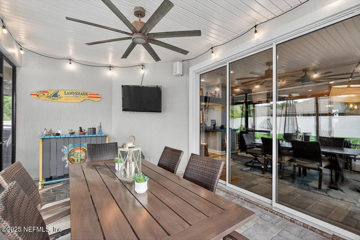 3865 ARBOR MILL Circle