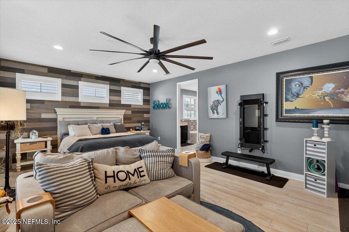 3865 ARBOR MILL Circle