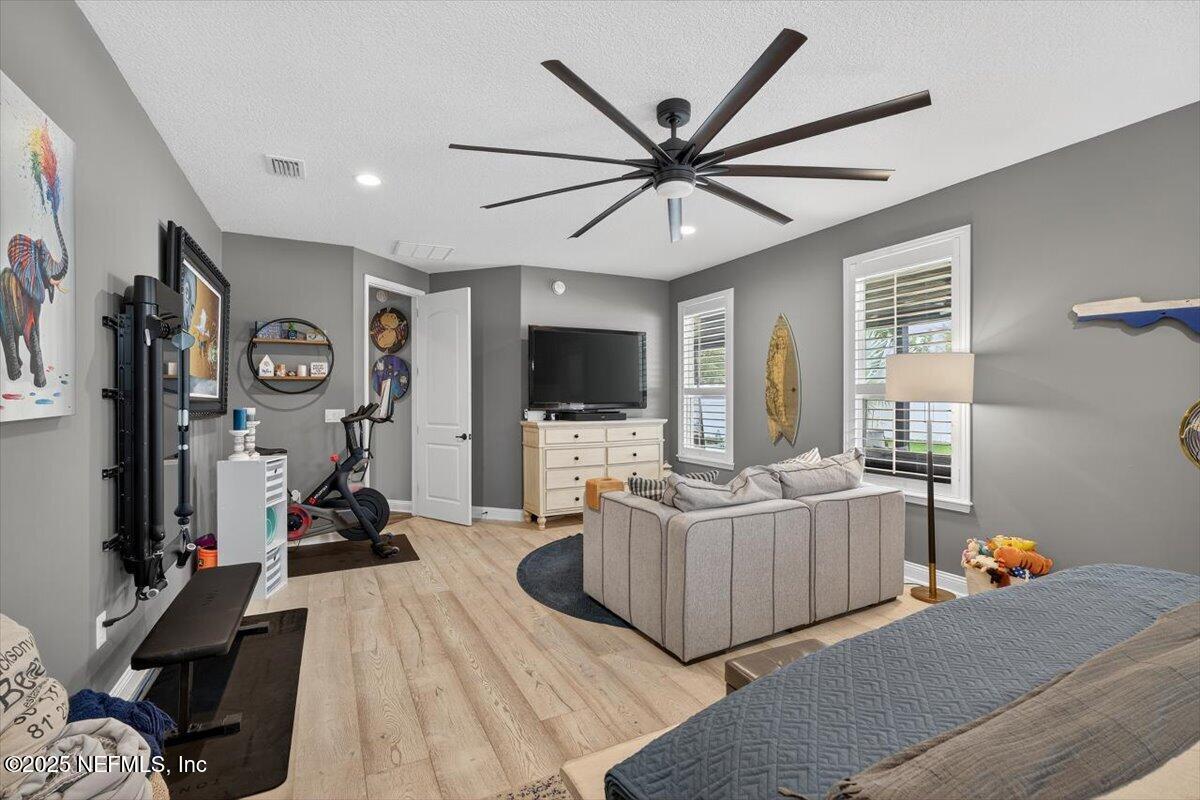 3865 ARBOR MILL Circle