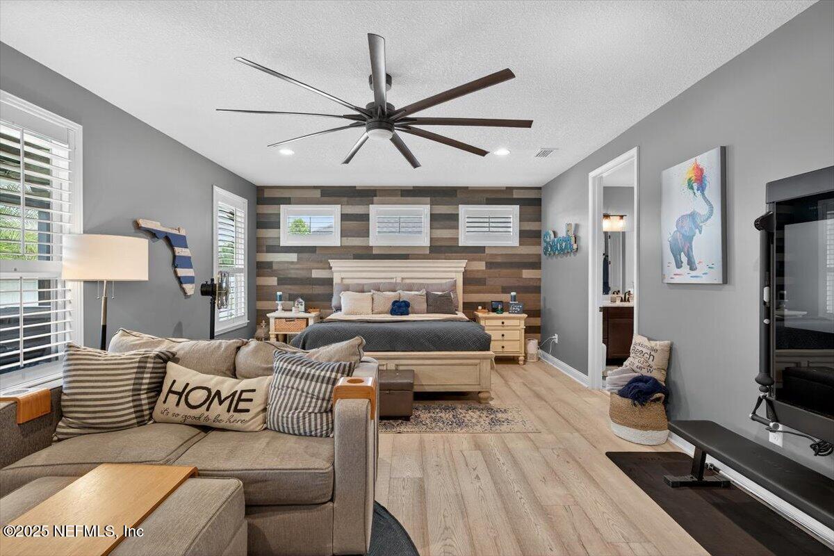 3865 ARBOR MILL Circle