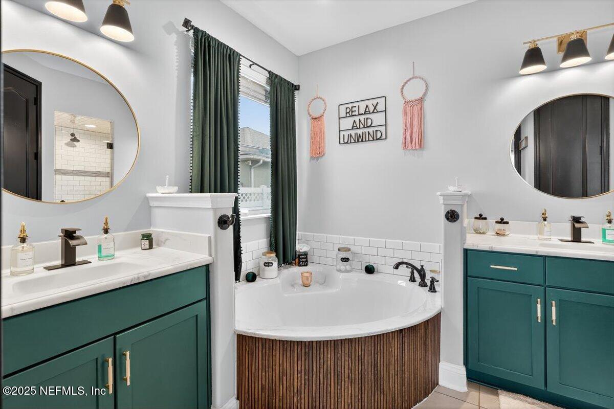 3869 ARBOR MILL Circle