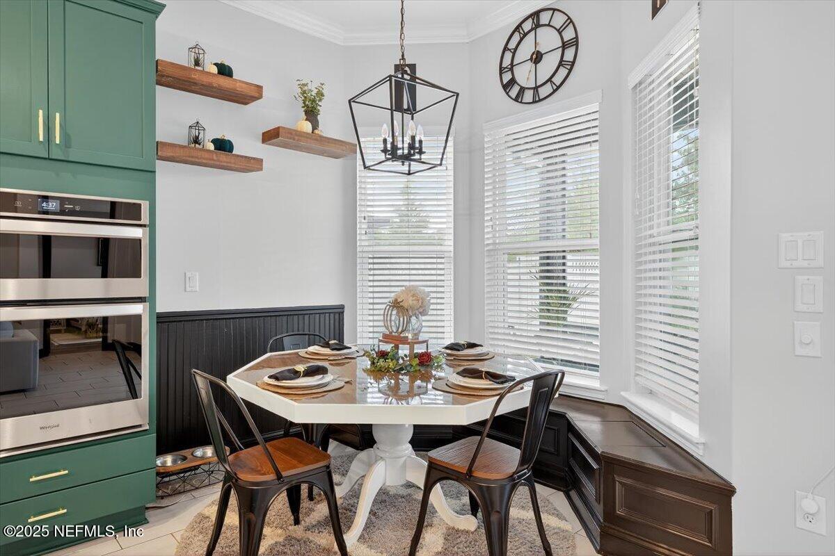 3869 ARBOR MILL Circle