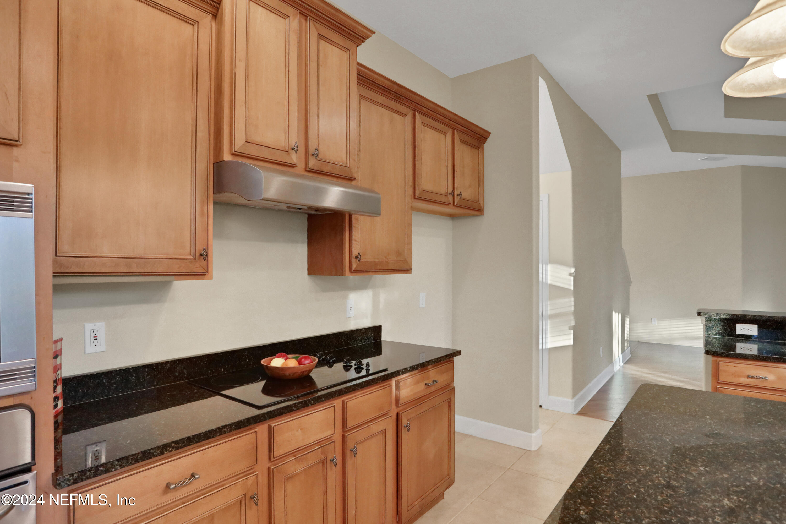 2176 AUTUMN COVE Circle