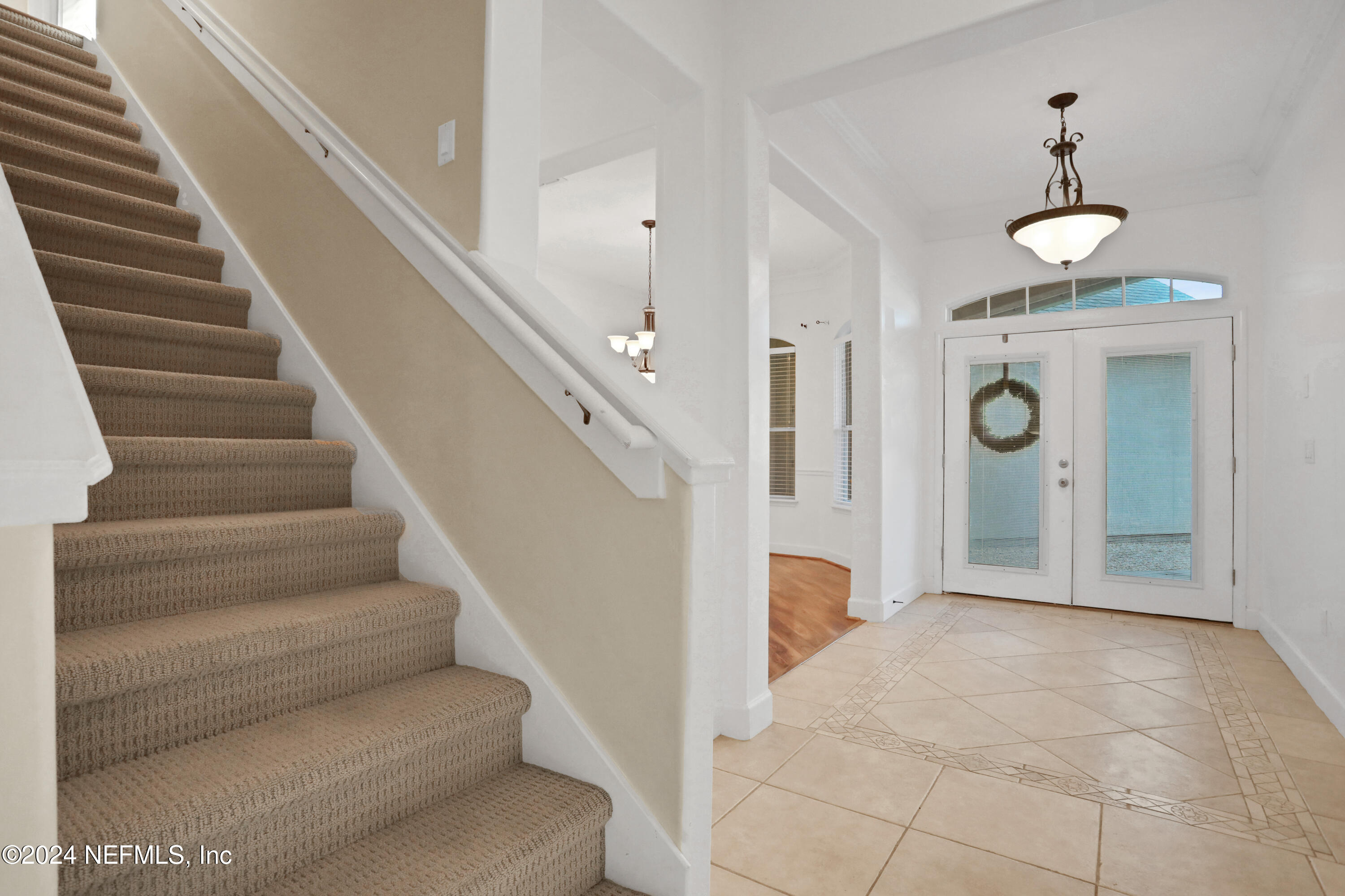 2176 AUTUMN COVE Circle