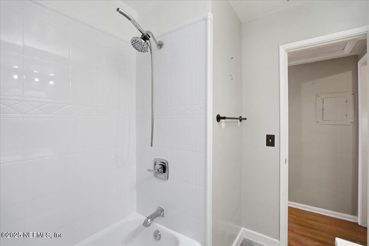 4533 WATER OAK Lane