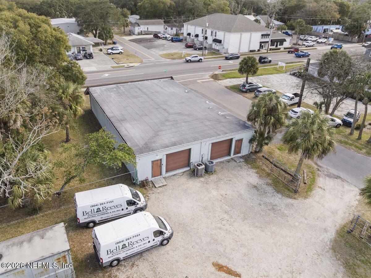 831 S 8TH Street