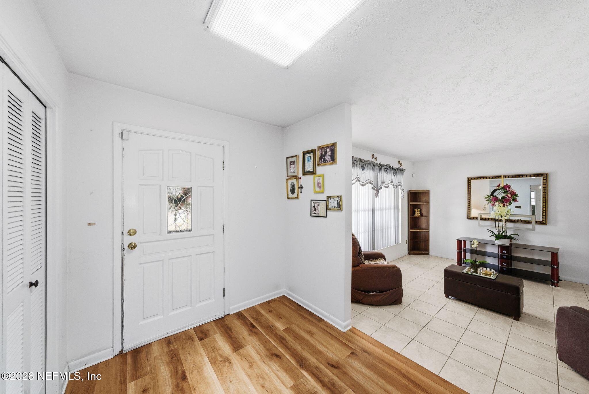 3436 RED OAK Circle E