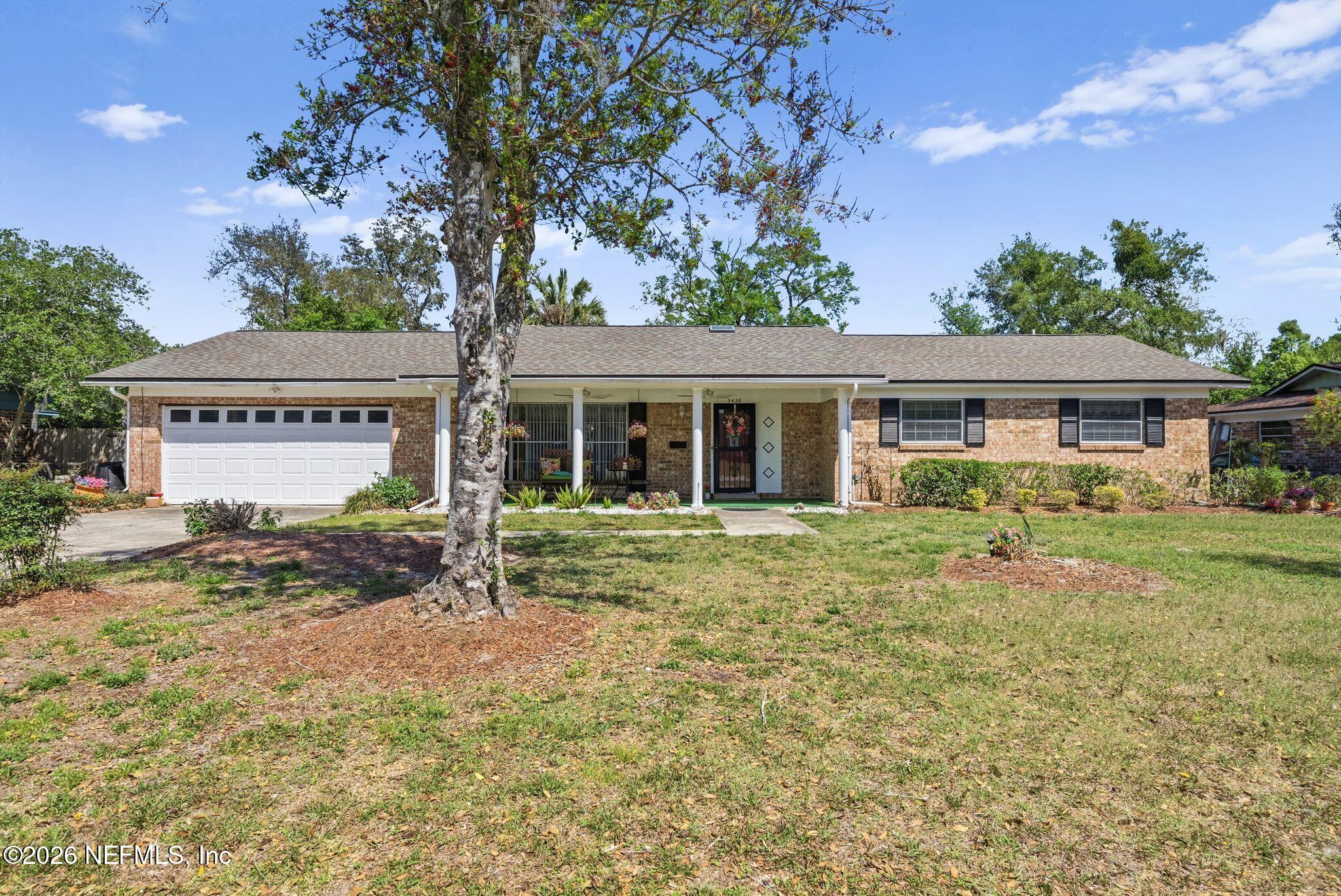 3436 RED OAK Circle E