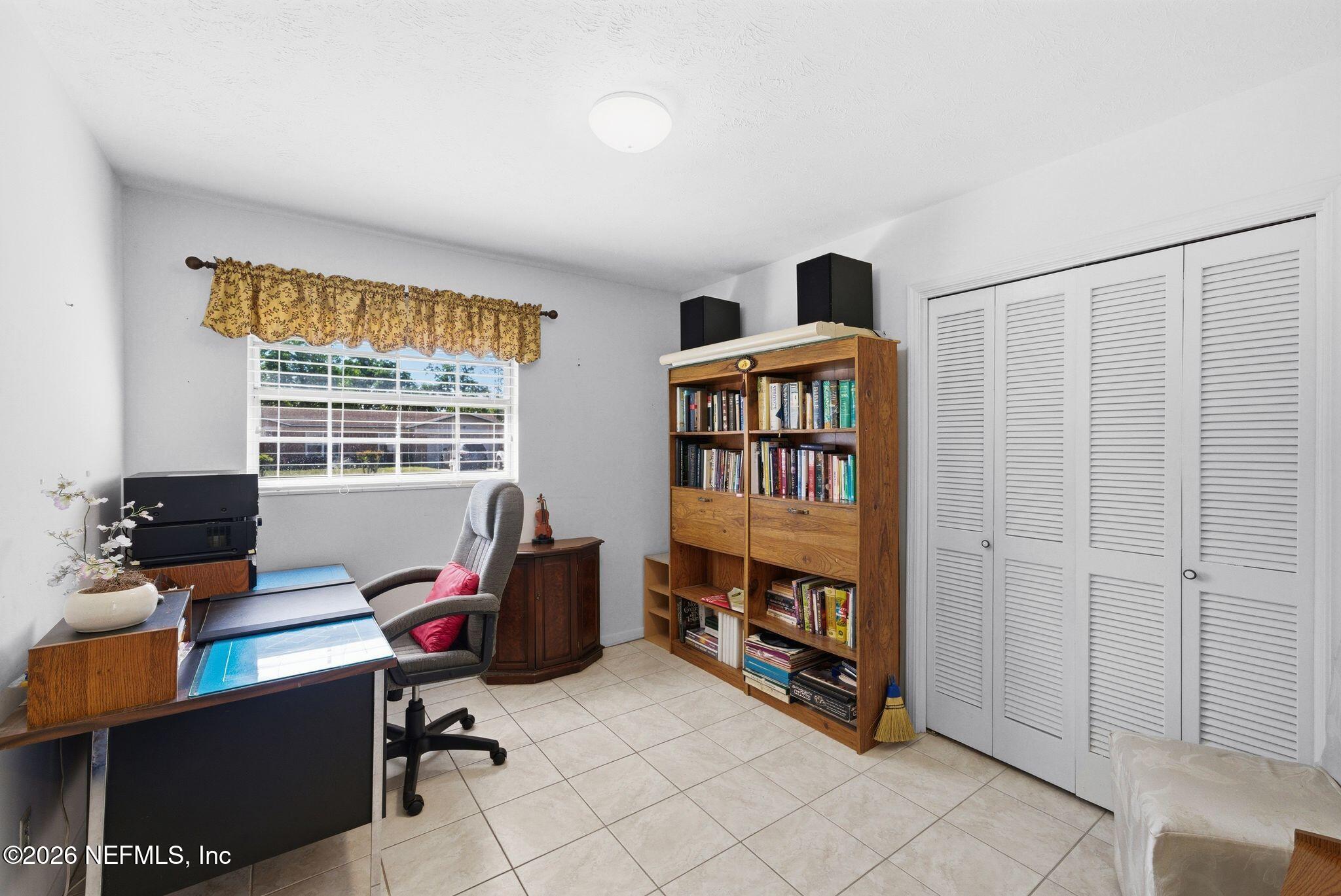 3436 RED OAK Circle E