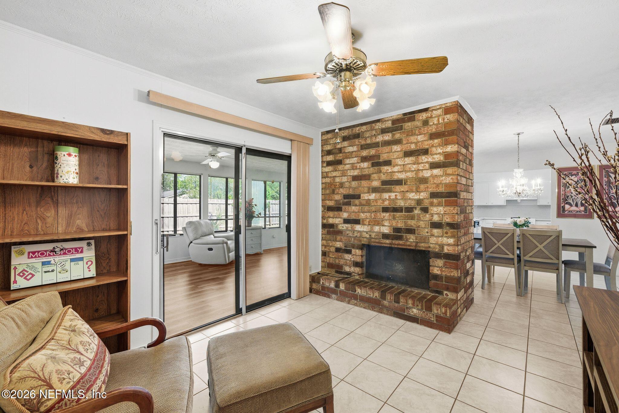 3436 RED OAK Circle E