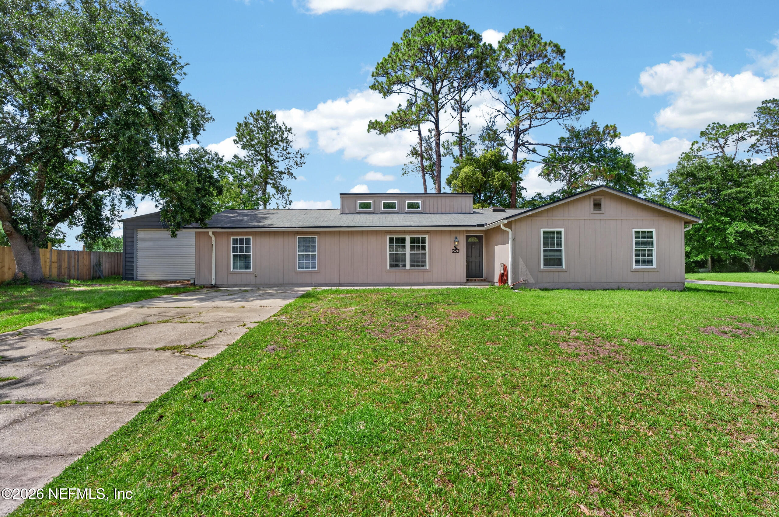 253 DEERWOOD Circle E