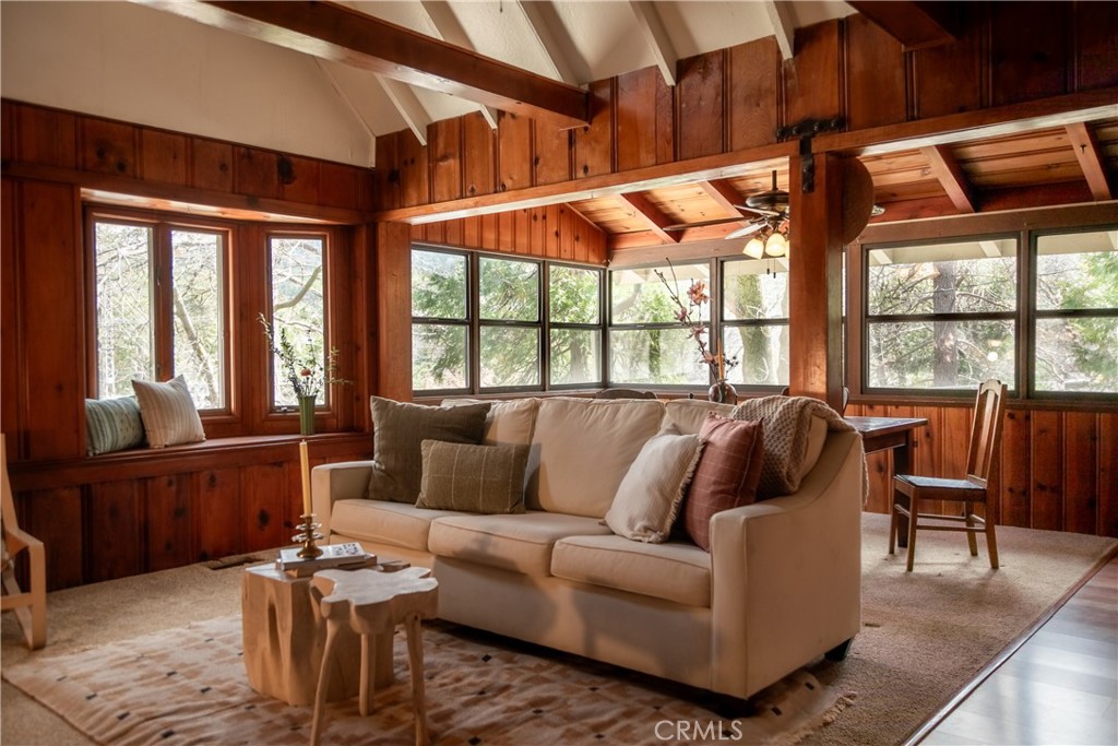 23696 Manzanita Drive