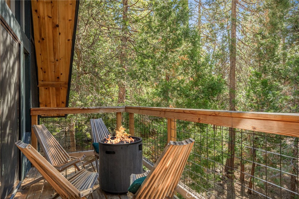 385 Birchwood Drive