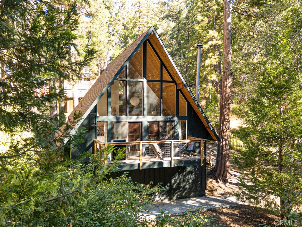 385 Birchwood Drive