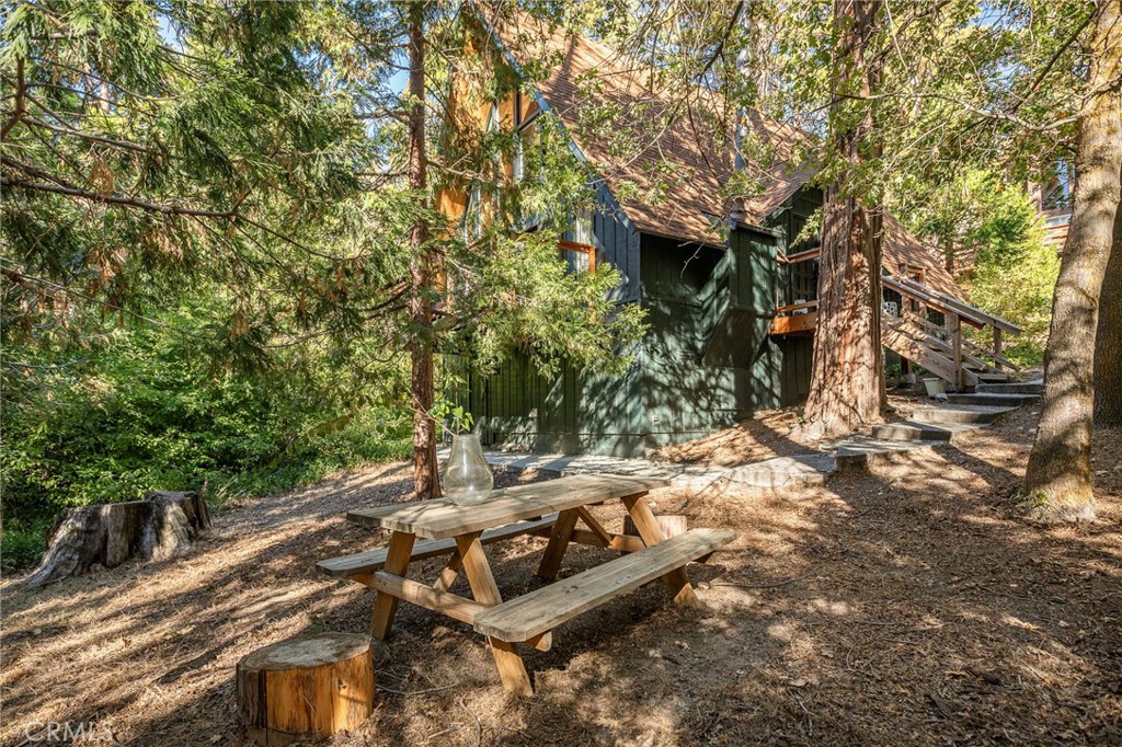 385 Birchwood Drive