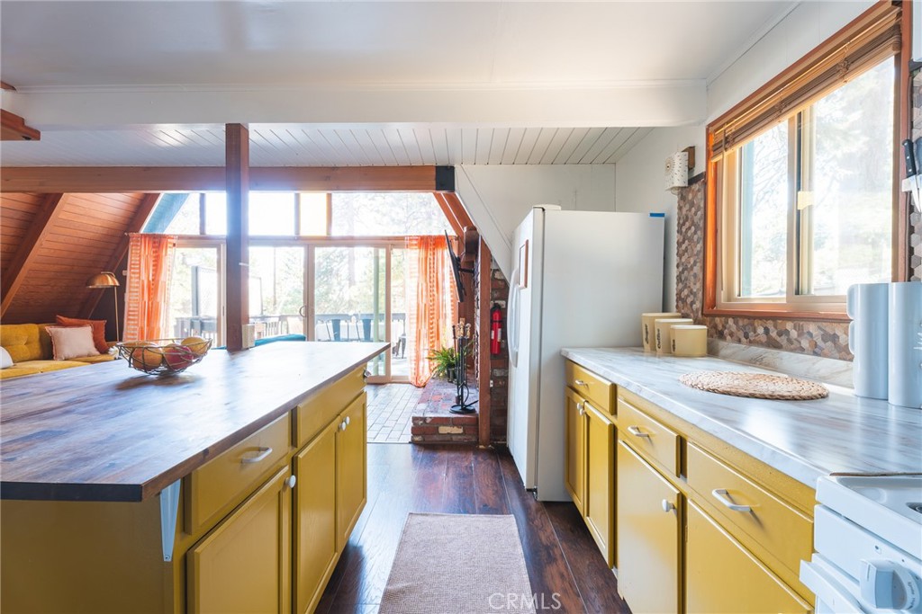 31496 Circle View