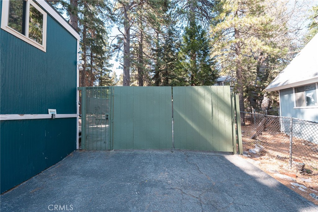 31496 Circle View