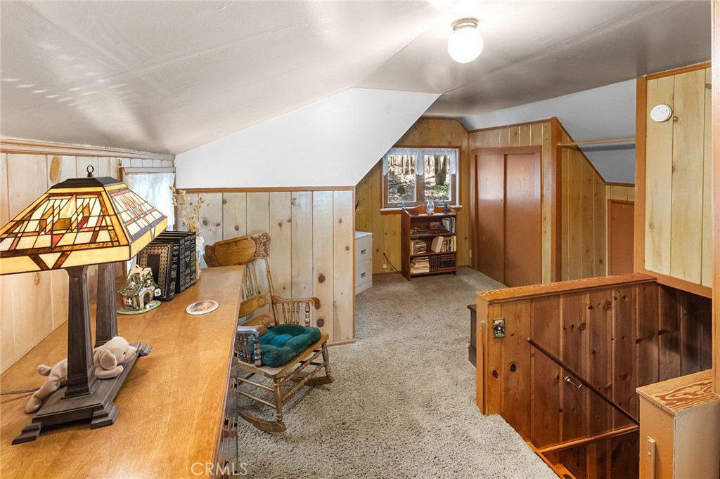 1163 Scenic Way