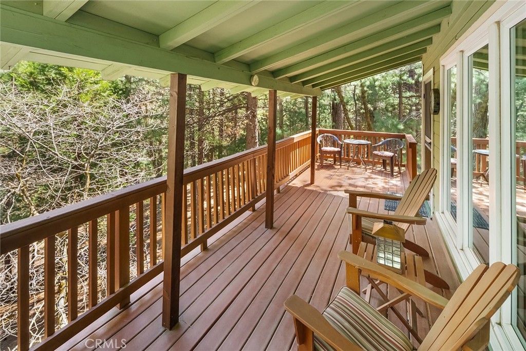 1163 Scenic Way
