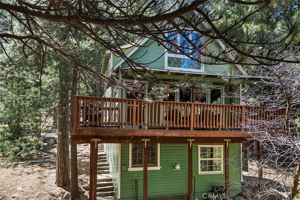 1163 Scenic Way