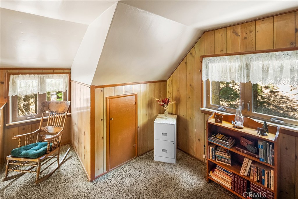 1163 Scenic Way